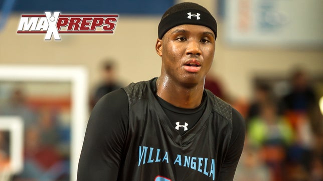 Carlton Bragg was being recruited by the likes of Kansas, Kentucky and Ohio State.  247 Sports has him ranked #17 overall.  He has chosen Kansas.