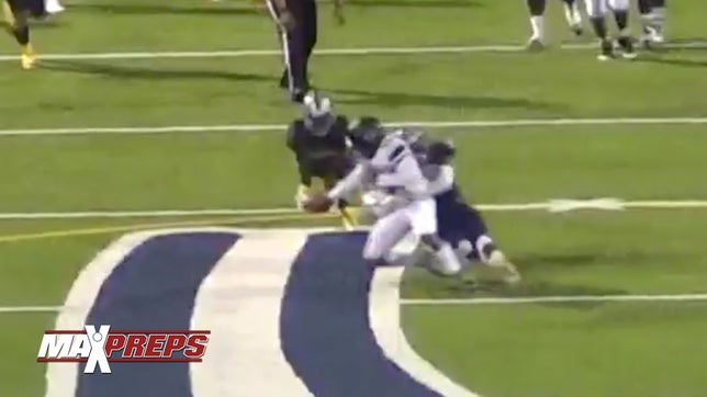 Clay-Chalkville's (AL) Kenyon Hasberry makes a nice interception off the deflection.