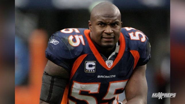 The 11th installment of "The Season," an in-depth look at one of the nation's top high school football programs, De La Salle (Concord, Calif.), features its most famous alum DJ Williams.
