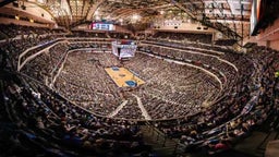 Lady Jackets Play at the American Airlines Center