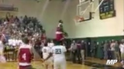 Zion Williamson with windmill jam off alley-oop