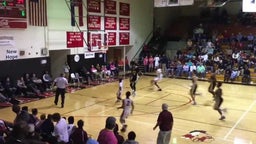 Mitchell Robinson catches an alley on the break