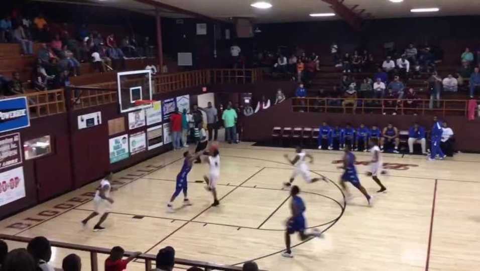 Jon D Warren with the basket and 1