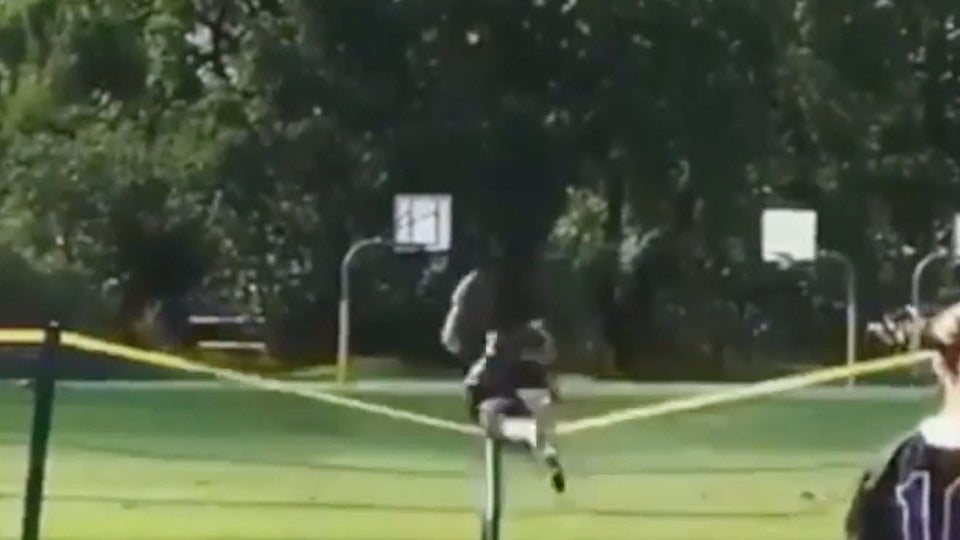 Amazing web gem to rob home run