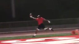 Receiver only needs one hand at Elite 11