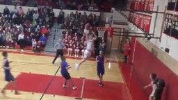 3-star finishes off the backboard alley oop