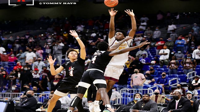 4-star Terrence Arcenaux sent state title game into OT with buzzer beater. Then he hits game-winner at buzzer to capture the 5A Texas state championship for undefeated Beaumont United over Kimball