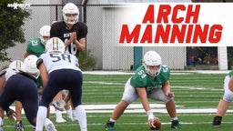 2021 Scrimmage | Heid Manning snaps to Arch Manning