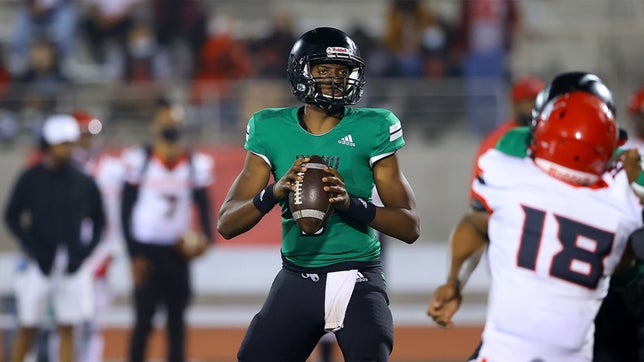 Justyn Martin of Inglewood (Calif.) threw 13 touchdown passes Friday night in a 106-0 win for his team over rival Morningside (Inglewood). Martin's 13 TD tosses are the second most in a single game in high school football history