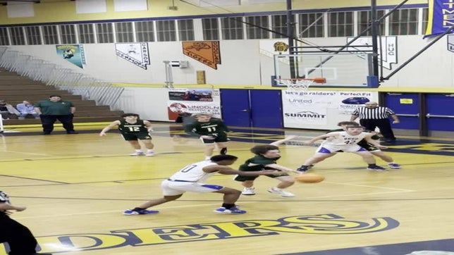 Steal vs. Reed Raiders
10 pts.
3 assists
5 rebounds
Game: Manogue 64 - Reed 26