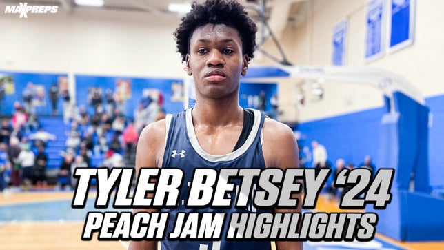 Four-star forward averaged 12.0 points, 5.0 rebounds and 1.4 assists per outing for New York Rens at 2023 Nike EYBL Peach Jam.
