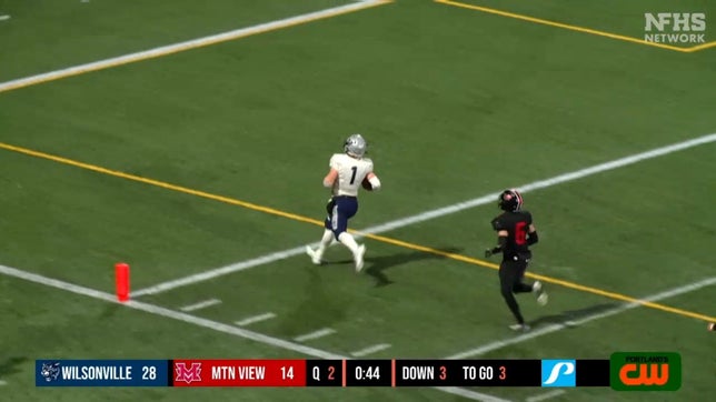Highlights of Wilsonville's (OR) 3-star quarterback Mark Wiepert breaking an OHSAA state title game record accounting for eight total touchdowns. He completed 17 of 26 passes for 271 yards and three touchdowns to go with 18 carries for 169 yards and five more scores. He led Wilsonville to a 56-35 win over Mountain View (Bend, OR) in the 5A state championship.
