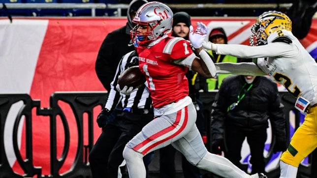 Senior season highlights of Catholic Memorial's (West Roxbury, MA) 3-star running back Mekhi Dodd.
