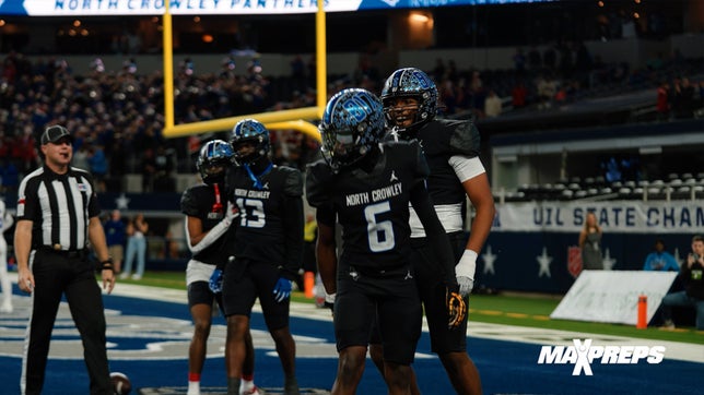 Highlights of North Crowley's (Fort Worth, TX) 50-21 win over Austin Westlake (Austin, TX) in the UIL 6A D1 state championship. Senior WR and Colorado signee Quentin Gibson finished with 181 yards and 3 touchdown receptions, bringing his season total to 36 touchdown catches.