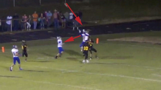 Frankston connect on Hail Mary in final seconds. Then goes for 2 and the win.