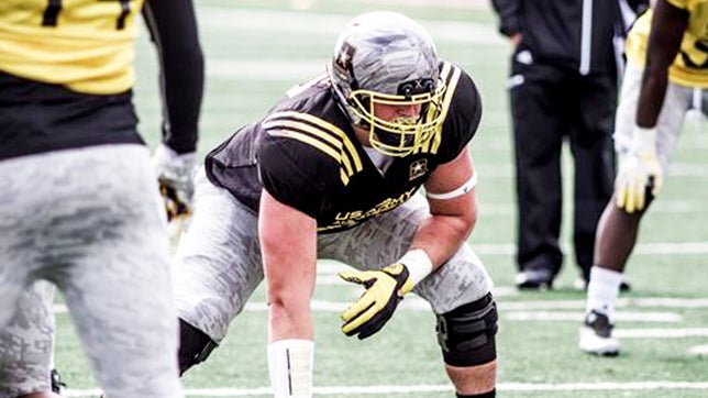 Ultimate highlights of Lafayette's (KY) five-star offensive tackle Landon Young.