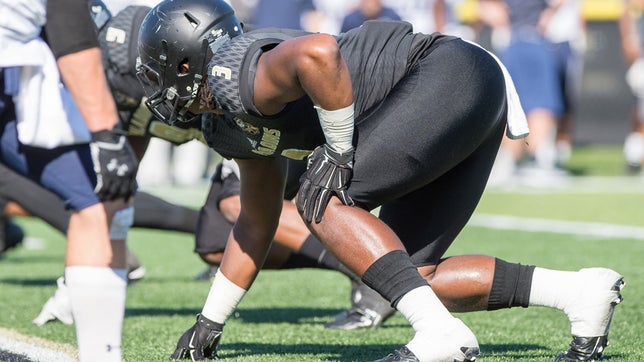 The top five plays of Paramus Catholic's (NJ) five-star defensive lineman Rashan Gary, the No. 1 rated recruit in the 2016 class.