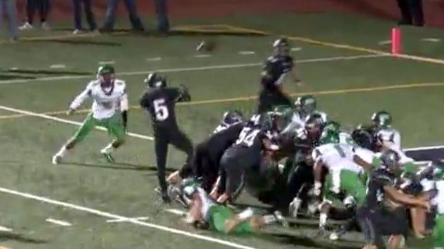 Chino Hills (CA) pulls off the jump pass touchdown when Jaylan Brown hits Dylan Tucker on a jump pass touchdown.