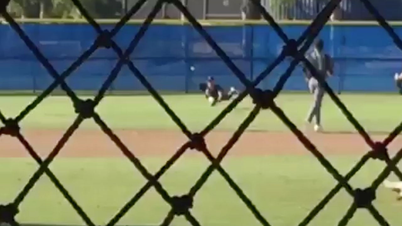 California recruit with ridiculous fully-extended diving catch