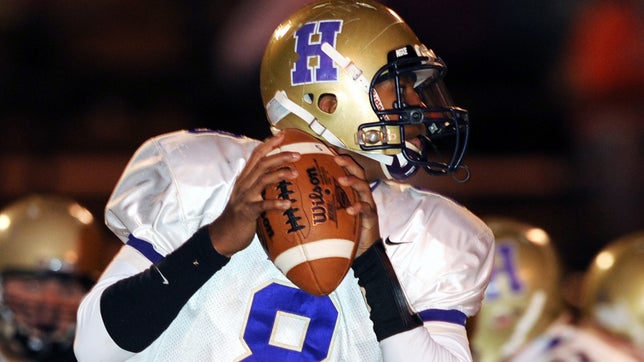 http://www.maxpreps.com/athlete/jameis-winston/SRE5m_TrEeKZ5AAmVebBJg/default.htm

Highlights of Jameis Winston in high school (Hueytown, AL)