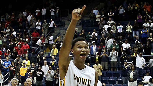 Bishop O'Dowd (Oakland, CA) defeats Mater Dei (Santa Ana, CA) 65-64 in overtime to win the California Open Division Championship.