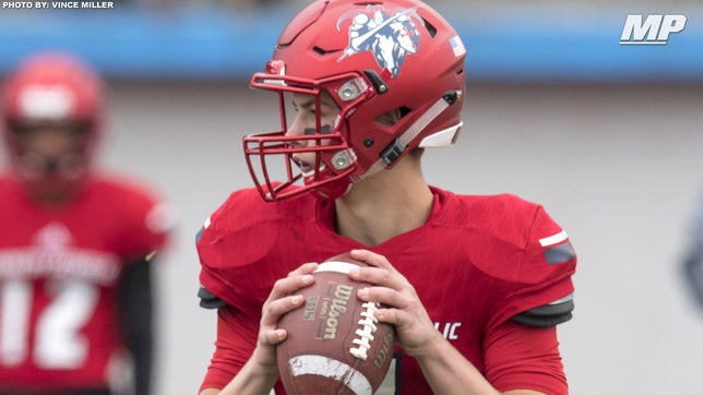 Highlights of Kennedy Catholic's (WA) 4-star quarterback Sam Huard throwing for 552 yards and 10 touchdowns in their 72-20 win over Chief Sealth.