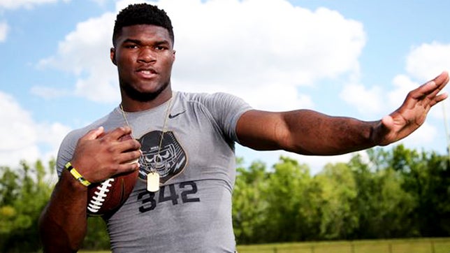 Highlights of Clinton's (MS) five-star athlete Cam Akers.