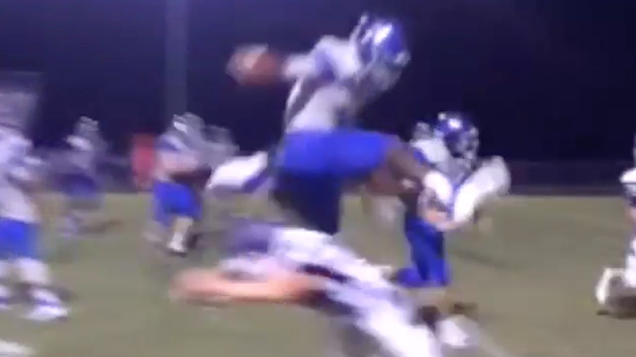 Texas Commit Hurdles Two Defenders