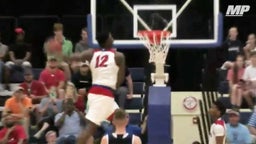 Zion Williamson at it again