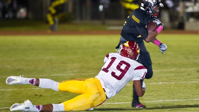 The top 5 plays of Clovis West's (CA) five-star outside linebacker Caleb Kelly.