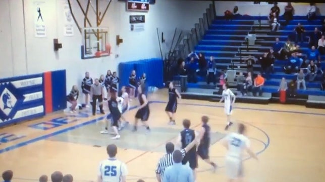 Two buzzer-beaters lead to wild win for Wayne. Ben Hoskins nails both.