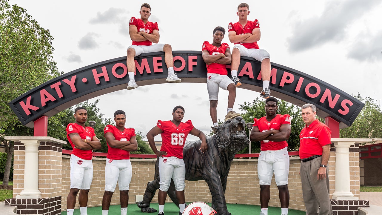 Photo Shoot: No. 24 Katy