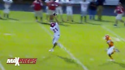 Remarkable one-handed grab and score
