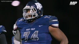 6-foot-7 350-pound lineman rushes for 3 TDs