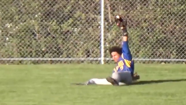 Harry Azadian of Staples (CT) comes out of nowhere and makes a ridiculous superman-type catch
