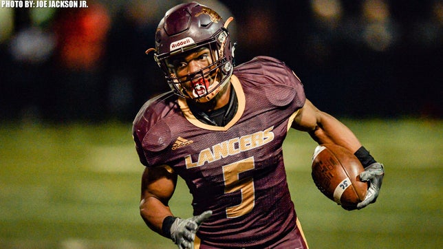 Senior highlights of Salpointe Catholic's (AZ) 5-star running back Bijan Robinson.