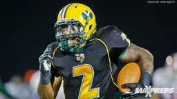 Derrick Henry breaks high school football rushing record