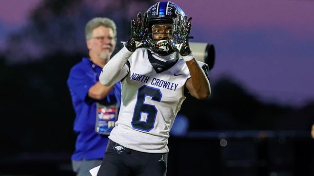 Senior season highlights of North Crowley's (Fort Worth, TX) 3-star wide receiver Quentin Gibson. The 2025 Colorado signee has 86 receptions for 1,828 yards and 33 touchdowns heading into Saturday's 6A Division 1 state championship game against Westlake (Austin, TX).