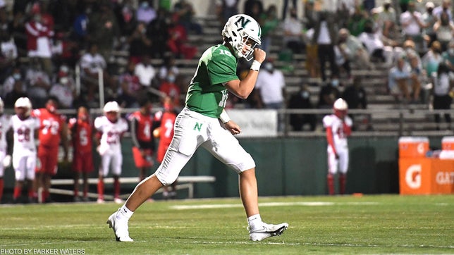 Making his television debut, the nephew of Super Bowl-winning quarterbacks Peyton and Eli Manning completed 21 of 27 passes and rushed for 35 more, including a pair of 1-yard touchdown sneaks as the host Greenies improved to 3-0.