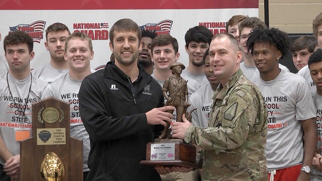 The MaxPreps Tour of Champions presented by the Army National Guard, stopped at South Warren (KY) high school to present the football team with the prestigious Army National Guard National Rankings Trophy.