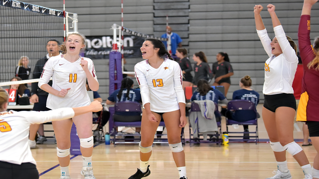 Myckena Guerrero takes a look at this week's Xcellent 25 Girls Volleyball Rankings Presented By The Army National Guard- October 22nd