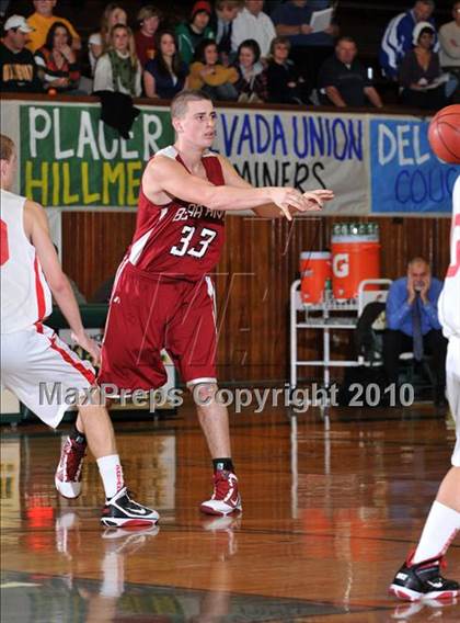 Thumbnail 3 in San Juan vs. Bear River (Kendall Arnett Tournament) photogallery.