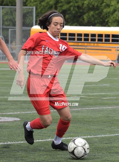 Thumbnail 3 in Eastmont vs. Sumner (WIAA 4A 3rd Place)  photogallery.