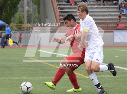 Thumbnail 2 in Eastmont vs. Sumner (WIAA 4A 3rd Place)  photogallery.