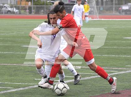 Thumbnail 2 in Eastmont vs. Sumner (WIAA 4A 3rd Place)  photogallery.