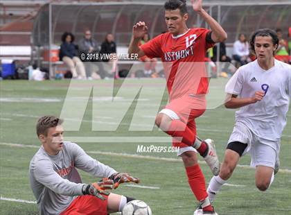Thumbnail 2 in Eastmont vs. Sumner (WIAA 4A 3rd Place)  photogallery.