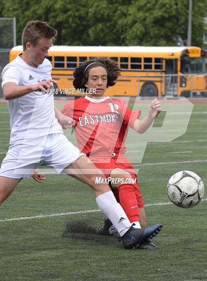 Thumbnail 2 in Eastmont vs. Sumner (WIAA 4A 3rd Place)  photogallery.