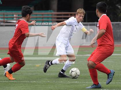 Thumbnail 2 in Eastmont vs. Sumner (WIAA 4A 3rd Place)  photogallery.