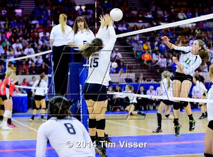 Thumbnail 1 in Valley vs. Manitou Springs (CHSAA 3A Semifinal) photogallery.