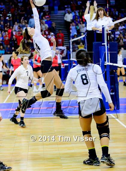 Thumbnail 3 in Valley vs. Manitou Springs (CHSAA 3A Semifinal) photogallery.